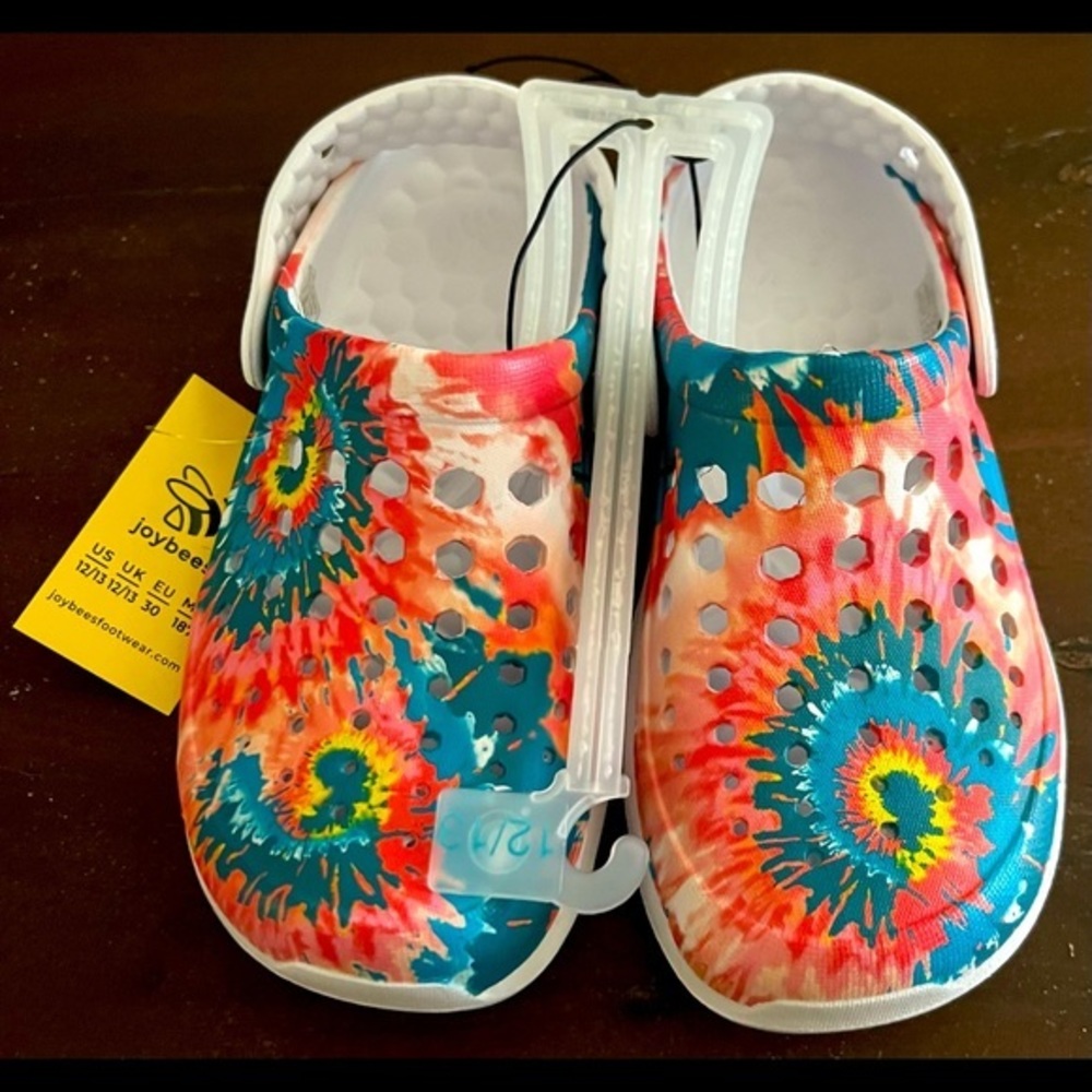 NWT Kid's Tie Dye Clogs - size 12/13